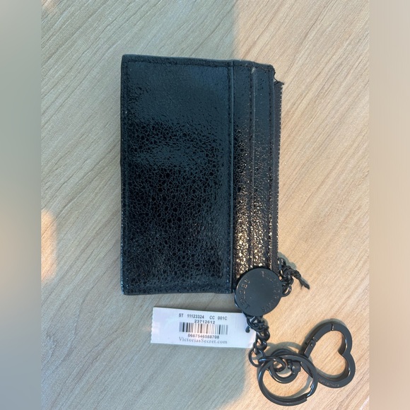 NEW!! VICTORIA SECRET METALLIC CRACKLE HEART O KEYCHAIN CARD CASE - Picture 5 of 6